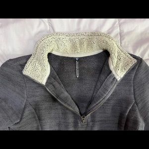 Women Kuhl Fleece pullover